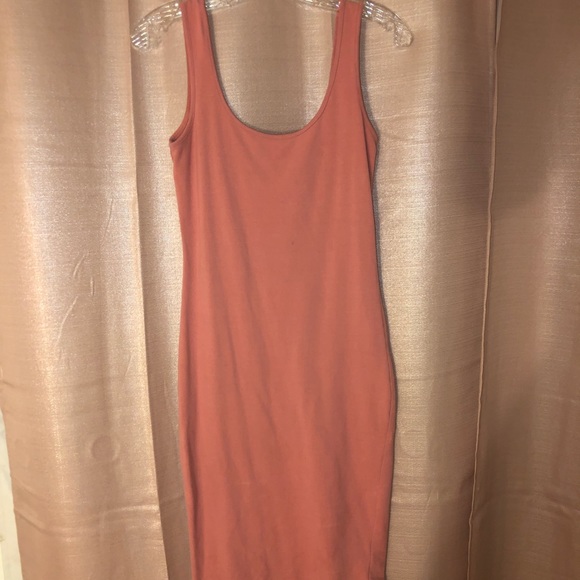 Long pink dress - Picture 2 of 3